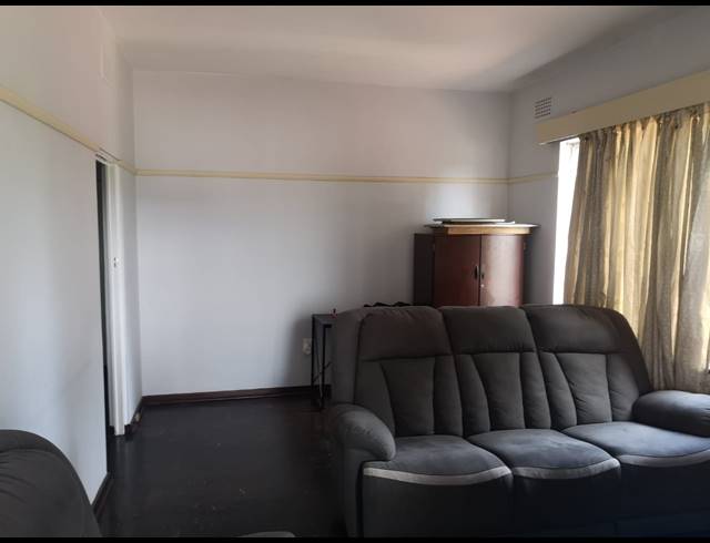 2 BEDROOM FLAT FOR SALE IN SCOTTSVILLE